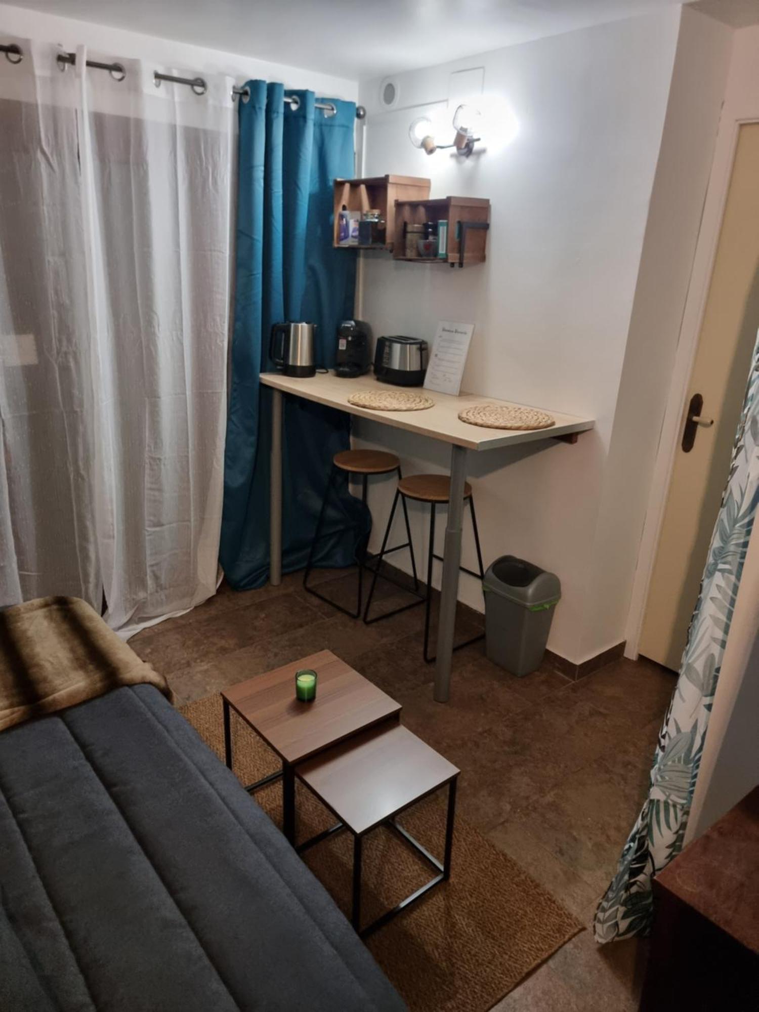 Petit Studio Cosy Saint-Pierre-dels-Forcats Zewnętrze zdjęcie