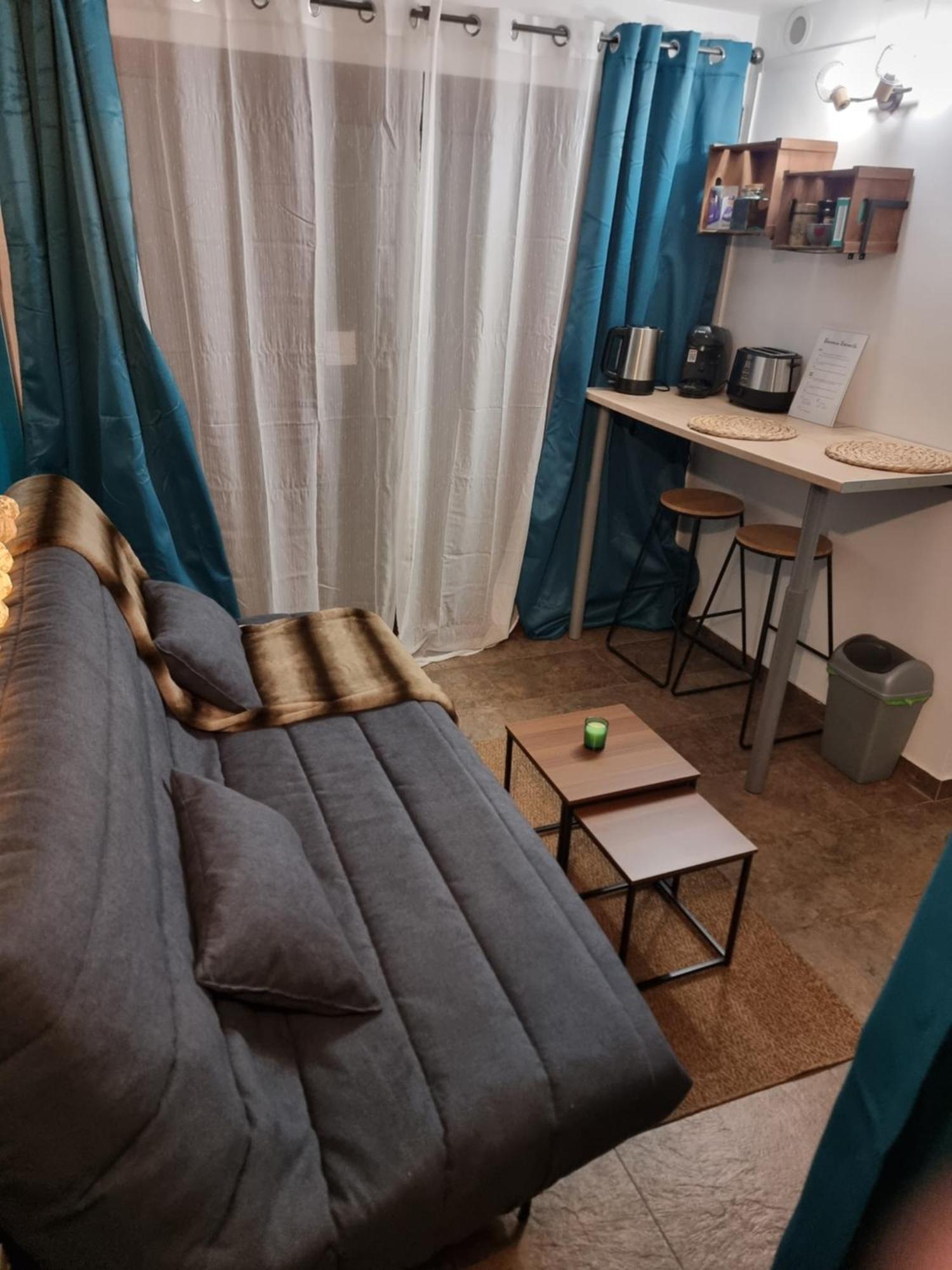 Petit Studio Cosy Saint-Pierre-dels-Forcats Pokój zdjęcie